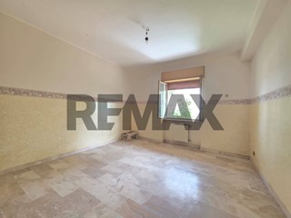 Trilocale in Vendita a Mendicino, 30'000&euro;, 95 m²