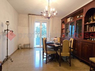 Appartamento in Vendita a Carpi, 185'000&euro;, 110 m², con Box