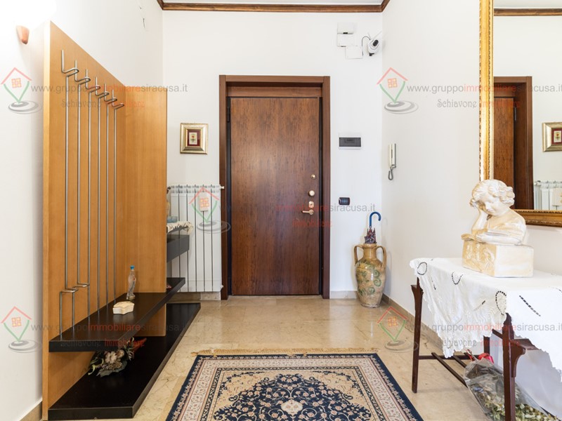 Trilocale in Affitto a Siracusa, zona Tunisi Grottasanta, 570&euro;, 97 m², arredato, con Box
