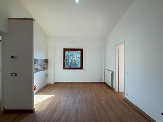 Quadrilocale in Vendita a Monterosi, 128'000&euro;, 65 m²