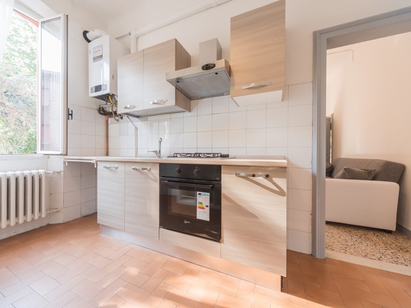 Appartamento in Vendita a Reggio Emilia, zona Ospizio, 160'000&euro;, 112 m², arredato