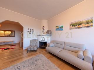 Appartamento in Vendita a Roma, 810'000&euro;, 152 m²