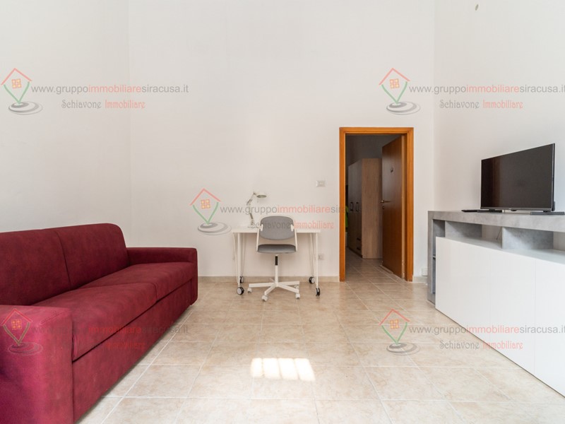 Trilocale in Affitto a Siracusa, zona Adda Gelone Timoleonte, 550&euro;, 70 m², arredato