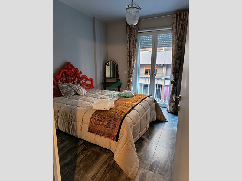 Trilocale in Vendita a Bari, zona Murat, 270'000&euro;, 60 m², arredato