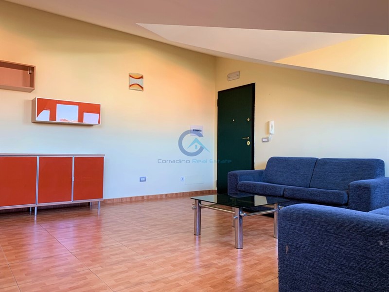 Trilocale in Affitto a Catanzaro, zona CZ Lido Giovino, 600&euro;, 90 m², arredato
