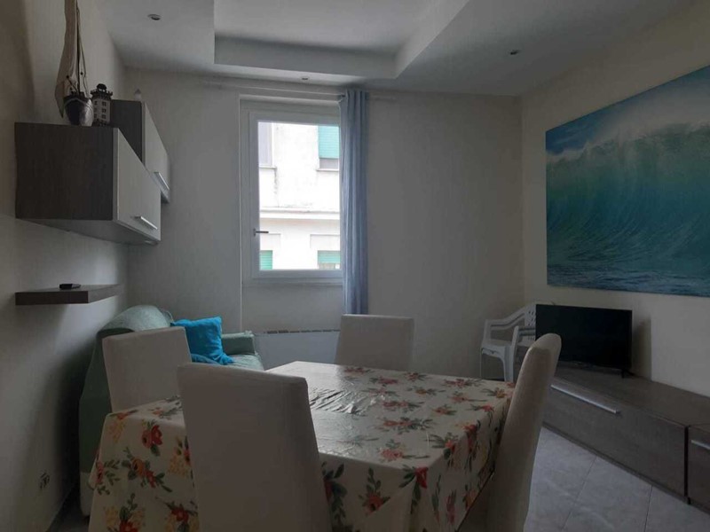 Trilocale in Affitto a Anzio, zona Centro, 550&euro;, 80 m², arredato