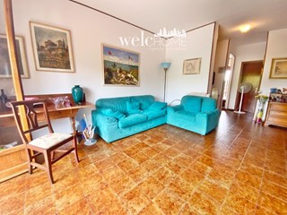 Appartamento in Vendita a Campi Bisenzio, 330'000&euro;, 110 m², con Box
