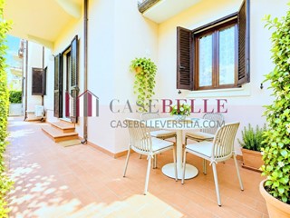 Quadrilocale in Vendita a Pietrasanta, zona Tonfano, 415'000&euro;, 75 m²