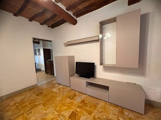 Trilocale in Affitto a Siena, 680&euro;, 52 m², arredato