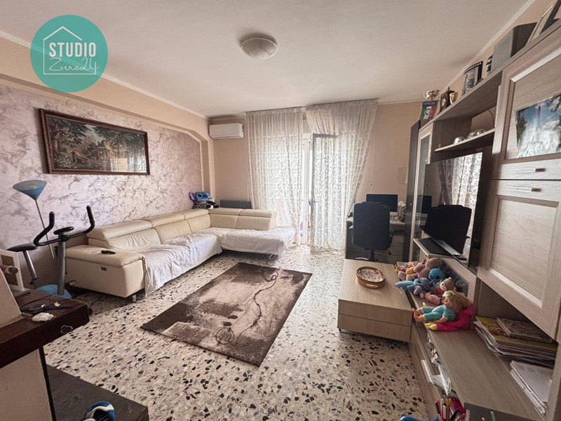 Quadrilocale in Vendita a Marsciano, 99'000&euro;, 136 m²