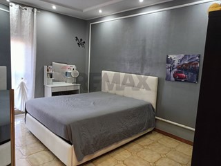 Quadrilocale in Vendita a Catania, 118'000&euro;, 122 m²