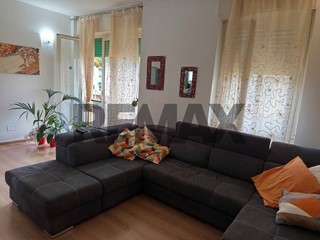 Appartamento in Vendita a Piombino, 185'000&euro;, 115 m²