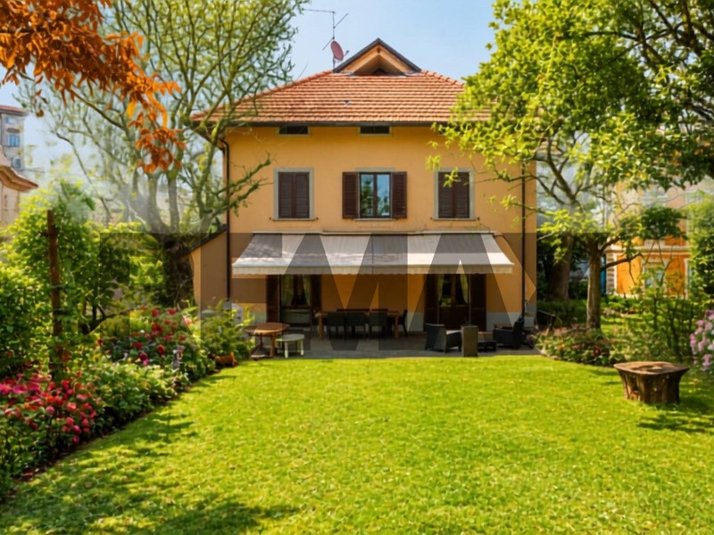Appartamento in Vendita a Bergamo, 1'950'000&euro;, 360 m²