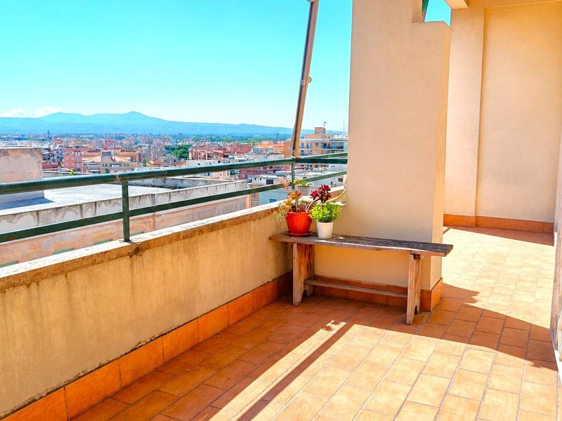 Attico in Vendita a Roma, 299'000&euro;, 57 m²