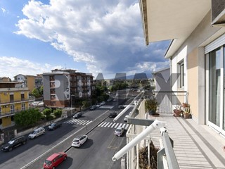 Appartamento in Vendita a Catania, 197'000&euro;, 115 m²