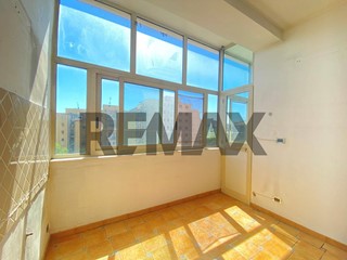Quadrilocale in Vendita a Catania, 159'000&euro;, 115 m²