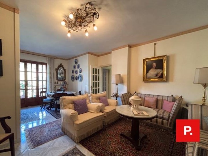 Appartamento in Vendita a Caserta, 385'000&euro;, 150 m²