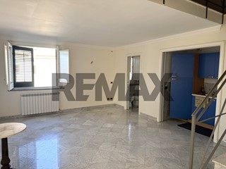 Bilocale in Affitto a Palermo, 700&euro;, 73 m²