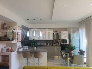 Quadrilocale in Vendita a Padova, 350'000&euro;, 107 m², con Box