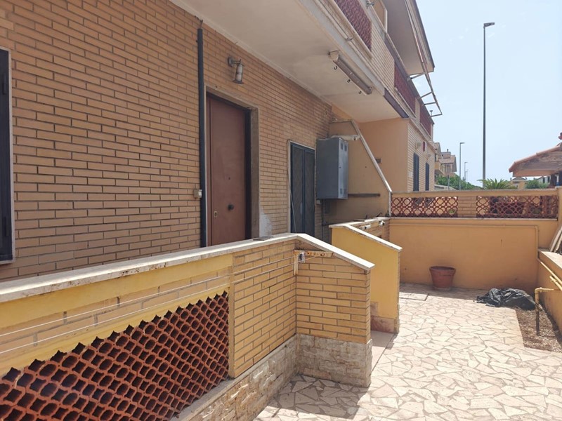Quadrilocale in Vendita a Fiumicino, 179'000&euro;, 90 m²
