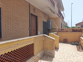 Quadrilocale in Vendita a Fiumicino, 179'000&euro;, 90 m²