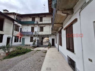 Monolocale in Affitto a Cerro Maggiore, 400&euro;, 40 m², arredato