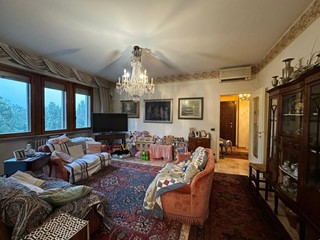 Quadrilocale in Vendita a Cortemaggiore, 160'000&euro;, 130 m², con Box