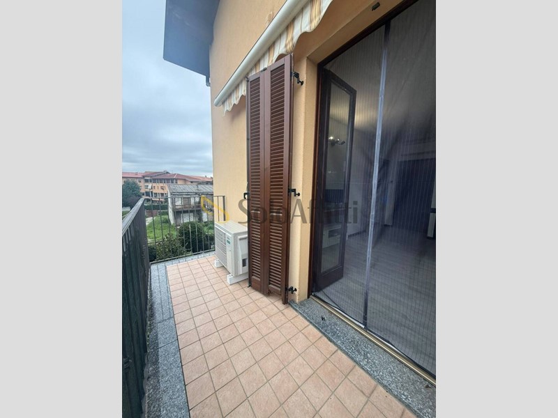Trilocale in Affitto a Seregno, zona Centro, 700&euro;, 50 m², arredato