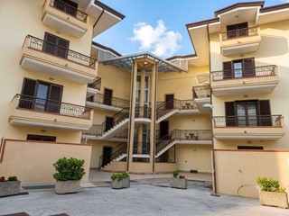 Bilocale in Vendita a Pellezzano, 147'000&euro;, 60 m², con Box