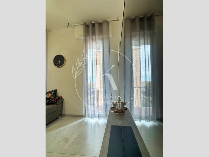 Appartamento in Vendita a Savona, zona Fornaci, 280'000&euro;, 82 m²
