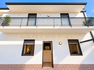 Appartamento in Vendita a Catania, 145'000&euro;, 164 m²
