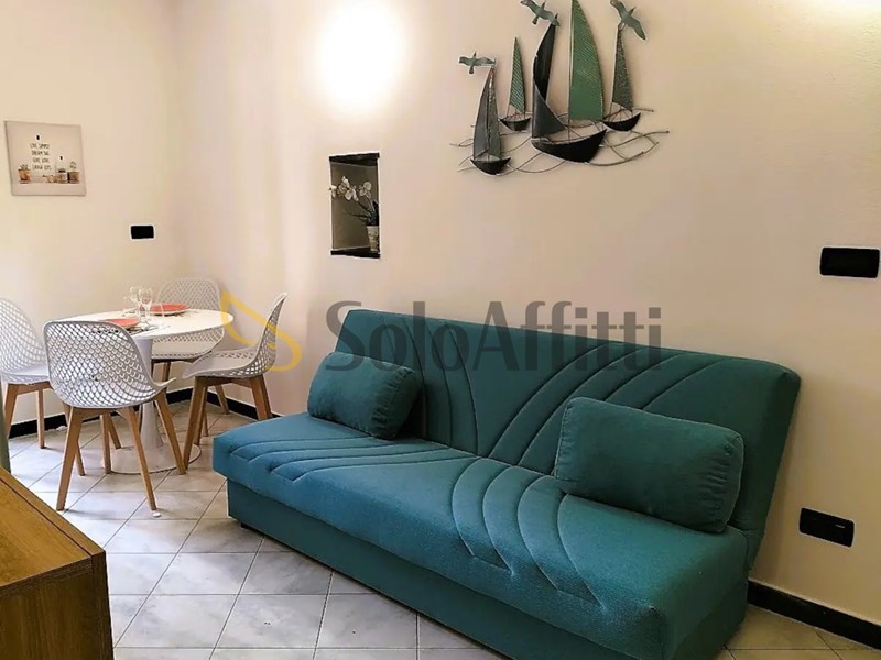 Trilocale in Affitto a Chiavari, zona Lungomare, 650&euro;, 65 m², arredato
