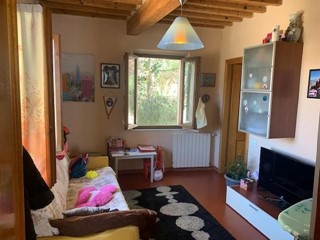 Appartamento in Vendita a Calci, zona Montemagno, 160'000&euro;, 110 m²
