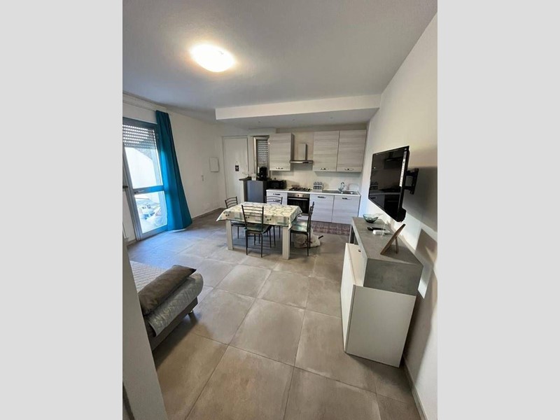 Trilocale in Affitto a Massa, zona Marina di Massa, 650&euro;, 60 m², arredato