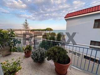 Appartamento in Vendita a Formia, 269'000&euro;, 118 m²
