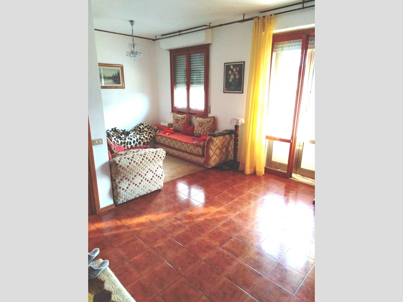 Quadrilocale in Vendita a Ponsacco, 125'000&euro;, 102 m²