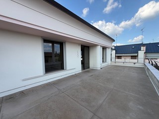 Quadrilocale in Vendita a Conegliano, 280'000&euro;, 225 m²