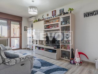 Appartamento in Vendita a San Maurizio Canavese, 135'000&euro;, 114 m²
