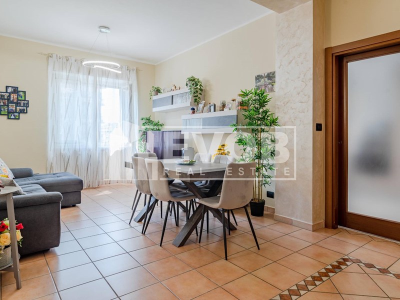 Quadrilocale in Vendita a Torino, 245'000&euro;, 103 m²