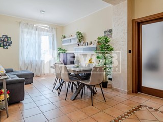 Quadrilocale in Vendita a Torino, 245'000&euro;, 103 m²
