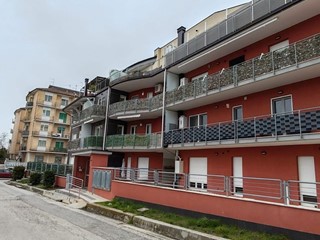 Trilocale in Vendita a Campobasso, 95'000&euro;, 65 m²