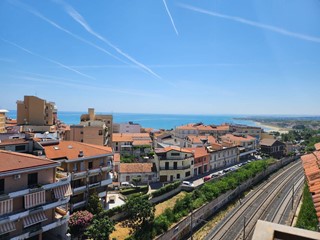 Attico in Vendita a Termoli, 250'000&euro;, 140 m²