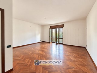 Appartamento in Vendita a Sant'Antimo, 229'000&euro;, 130 m²