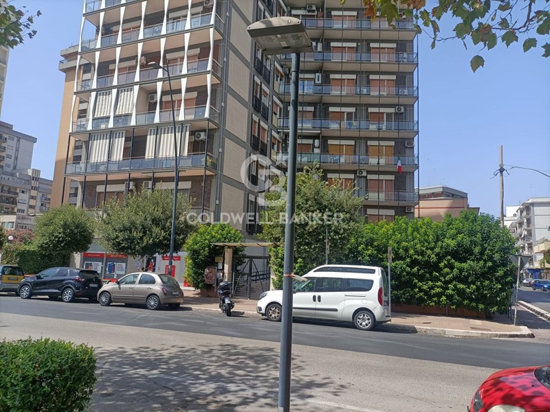 Appartamento in Vendita a Taranto, 210'000&euro;, 141 m²