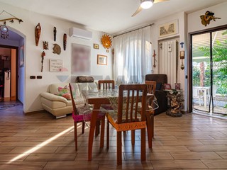 Trilocale in Vendita a Rho, 209'000&euro;, 97 m²