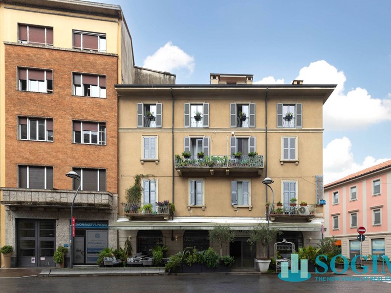 Trilocale in Affitto a Monza, 2'000&euro;, 80 m²