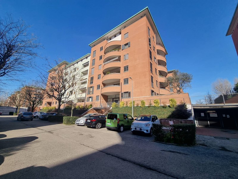 Trilocale in Affitto a Vimodrone, 1'200&euro;, 100 m²