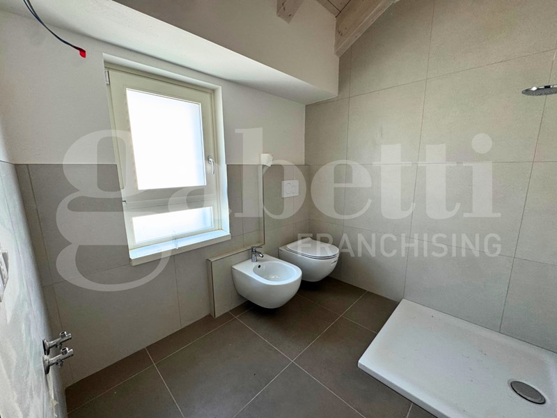 Bilocale in Vendita a Bologna, 265'000&euro;, 67 m²