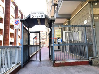 Trilocale in Vendita a Foggia, 139'000&euro;, 83 m², con Box