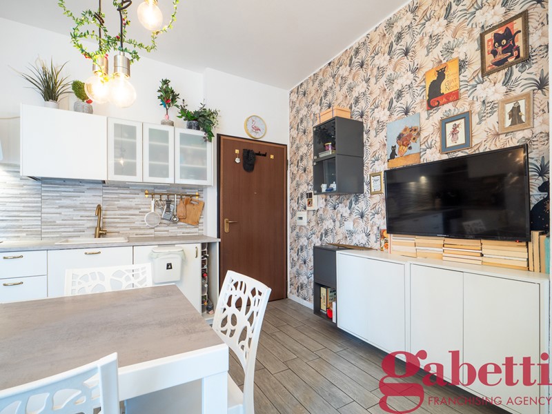 Bilocale in Vendita a Milano, 197'000&euro;, 44 m², arredato